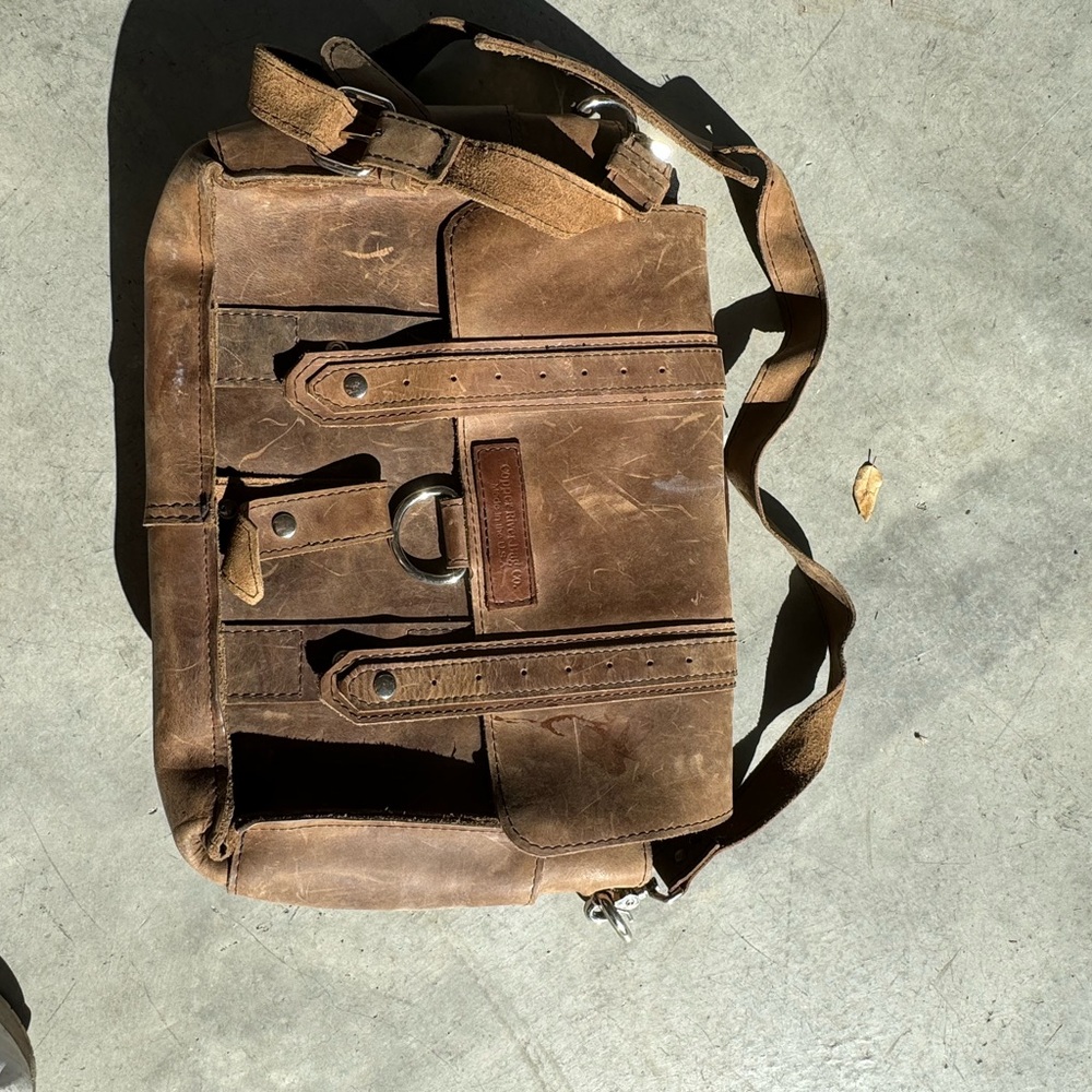 Leather briefcase - Picture 3 of 11